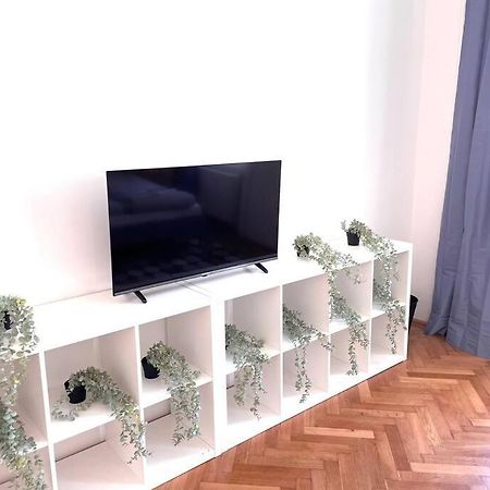 Brand New Spacious & Stylish Aptmt In City-Centre Vienna Esterno foto